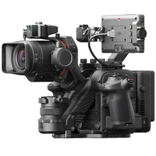 Cargar imagen en el visor de la galería, DJI Ronin 4D Cinema Camera 8K Combo